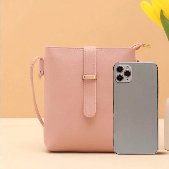⚠️Clearance Solid Pink Crossbody Bag - Picture 5 of 6